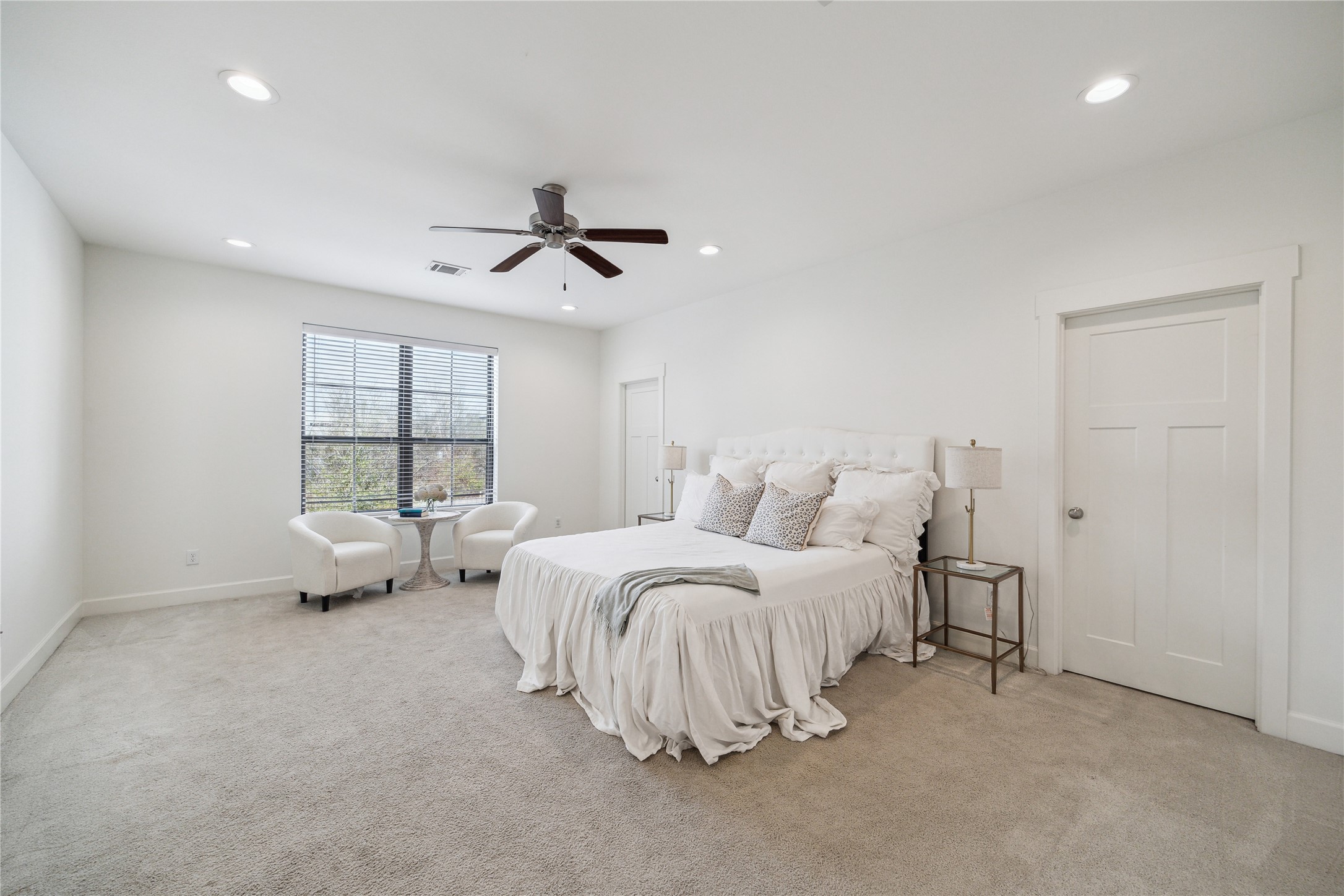 5903 Petty Street F , Houston, TX, 77007 | 49512366 | Realty Texas LLC