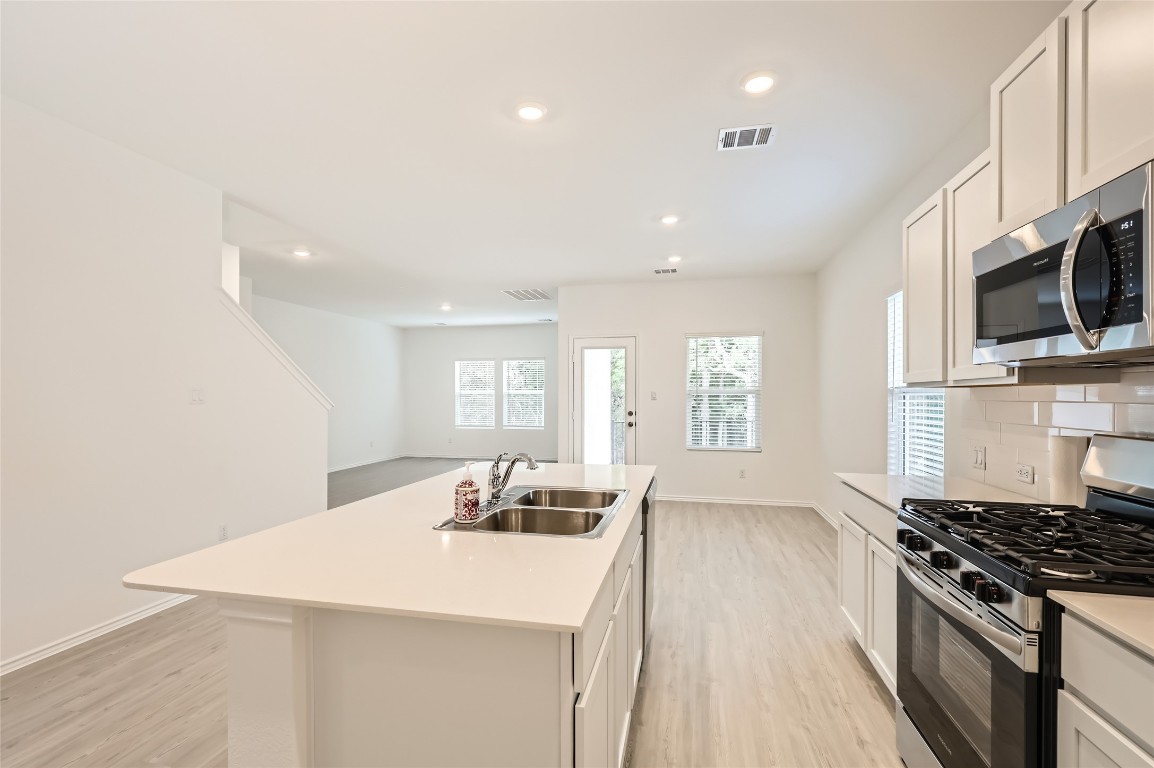 1621 Tinnen House Street , Georgetown, TX, 78628 | 2930306 | Realty Texas LLC