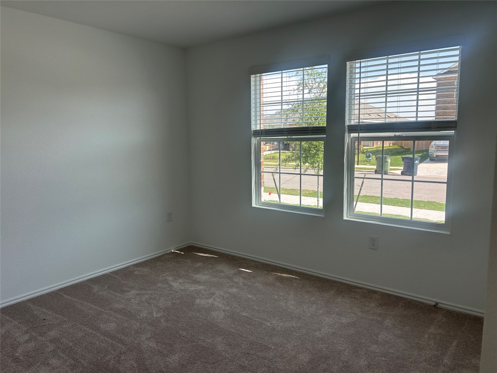 517 Vantage Drive , Hutto, TX, 78634 | 4295068 | Realty Texas LLC