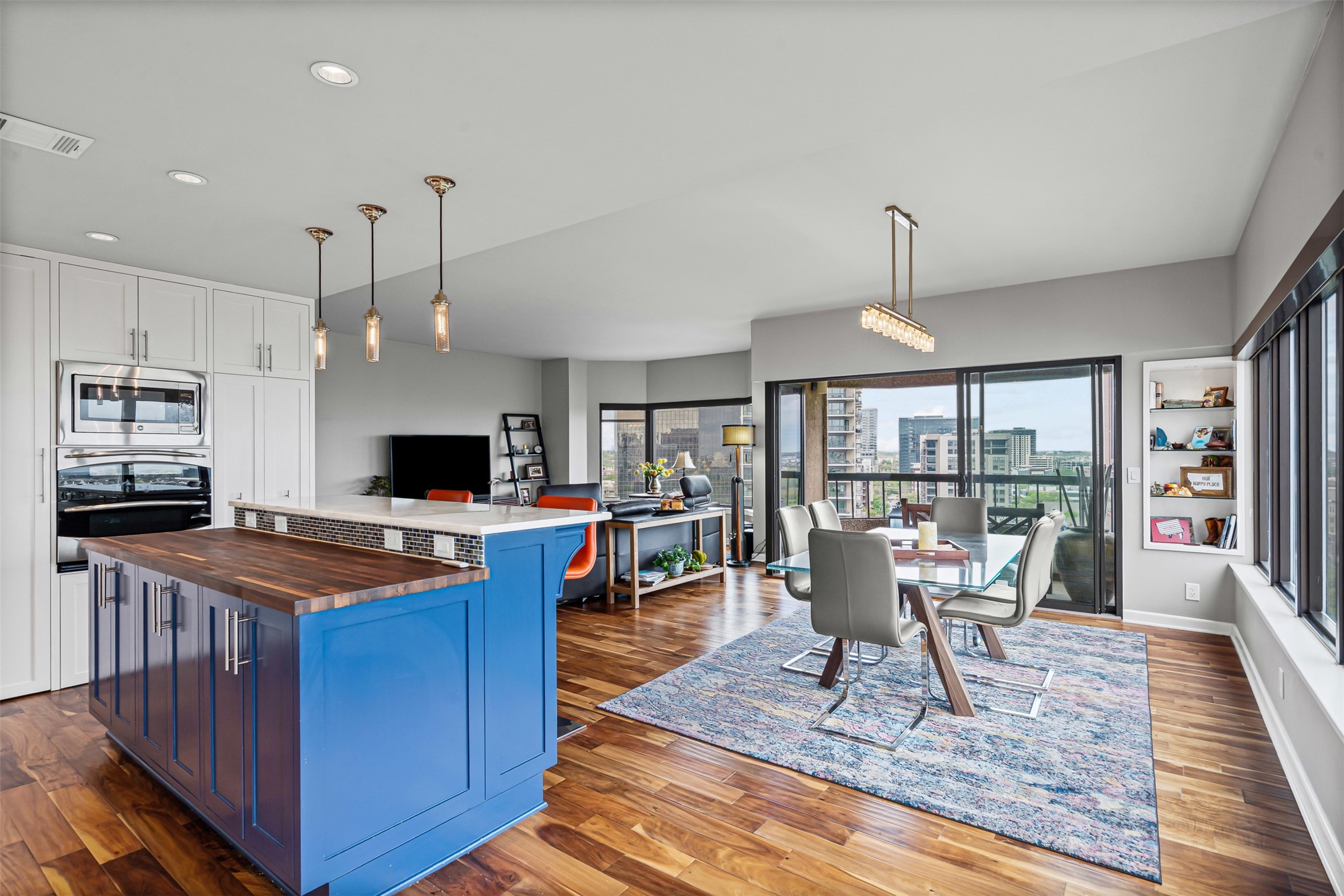 3030 Mckinney Avenue 1401 , Dallas, TX, 75204 | 20920917 | Realty Texas LLC