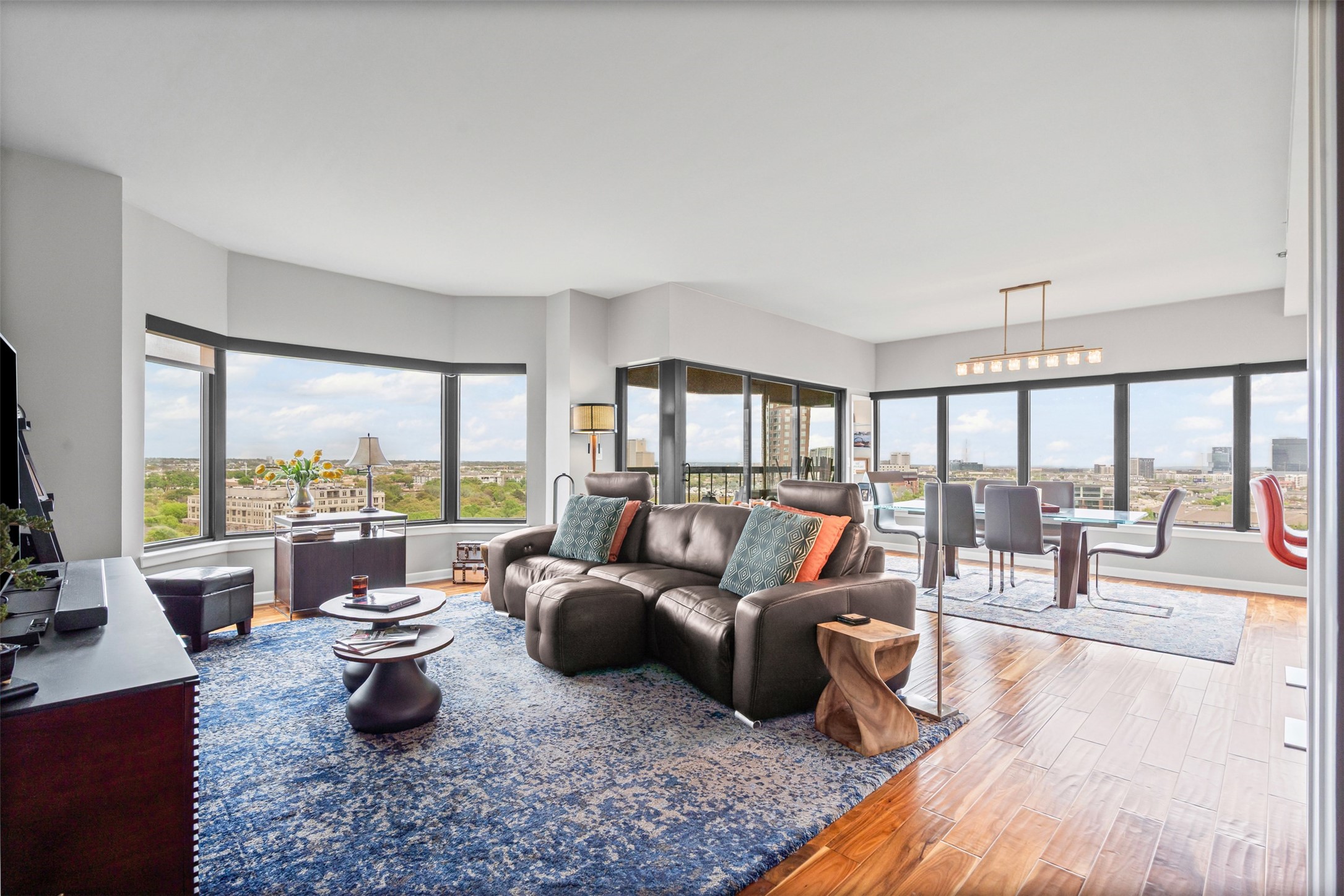 3030 Mckinney Avenue 1401 , Dallas, TX, 75204 | 20920917 | Realty Texas LLC