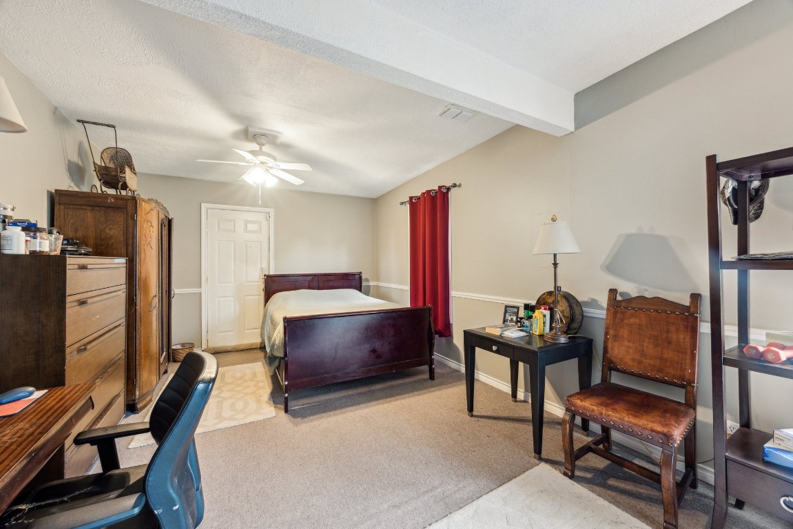 500 North Bluff Drive, Austin, TX, 78745 | 6670629 | Realty Texas LLC