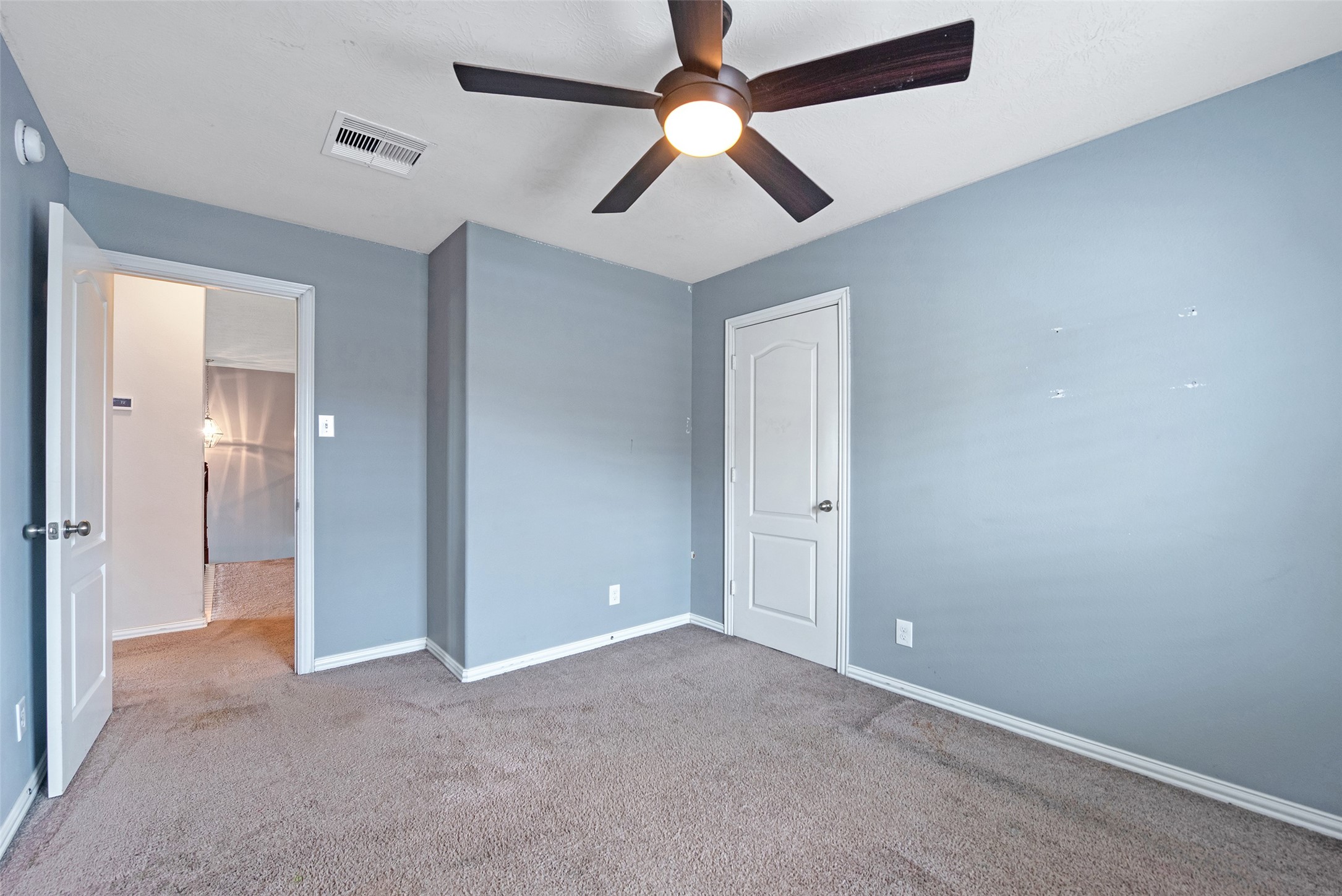 253 Westwood Drive , League City, TX, 77573 | 50709972 | Realty Texas LLC