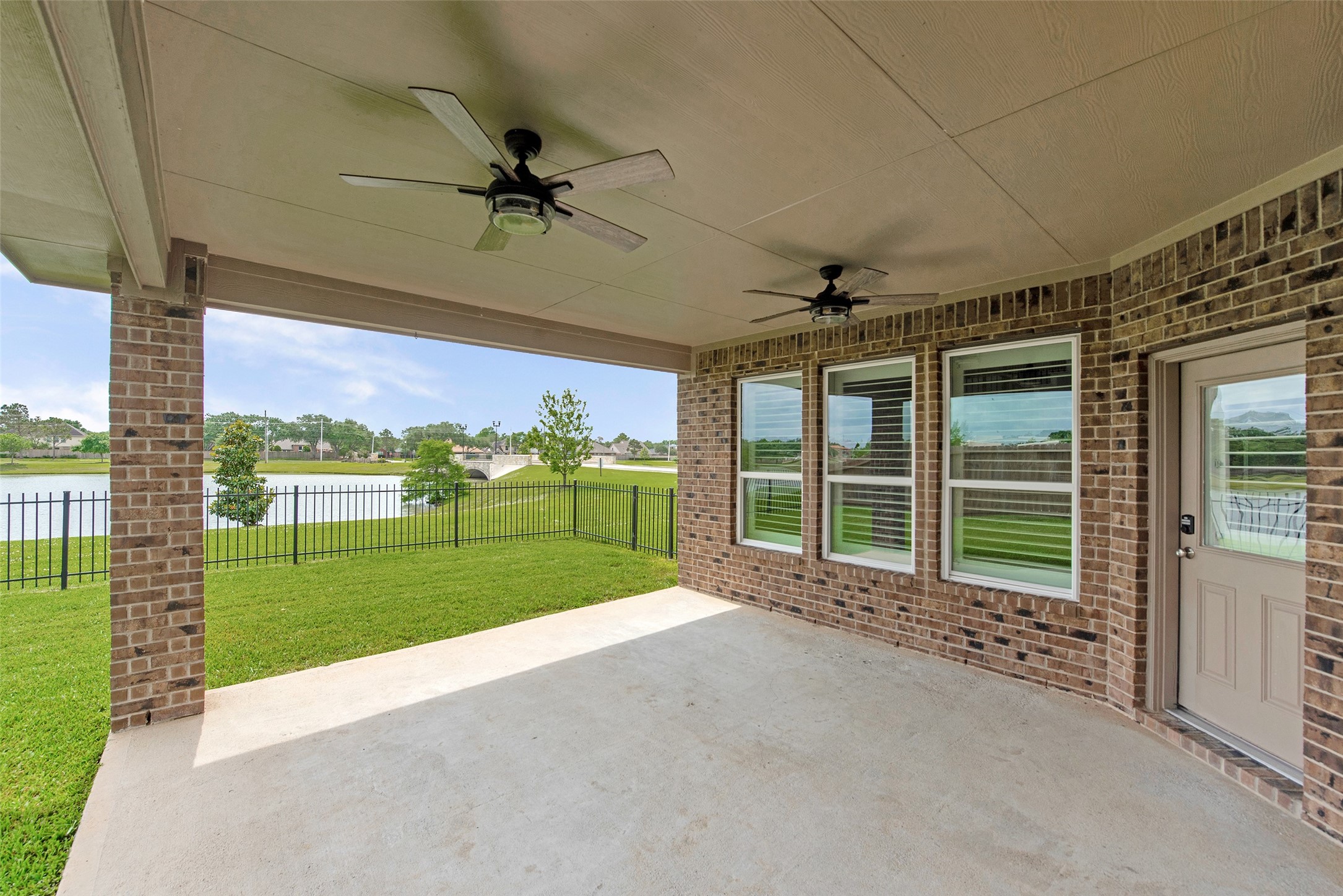 253 Westwood Drive , League City, TX, 77573 | 50709972 | Realty Texas LLC