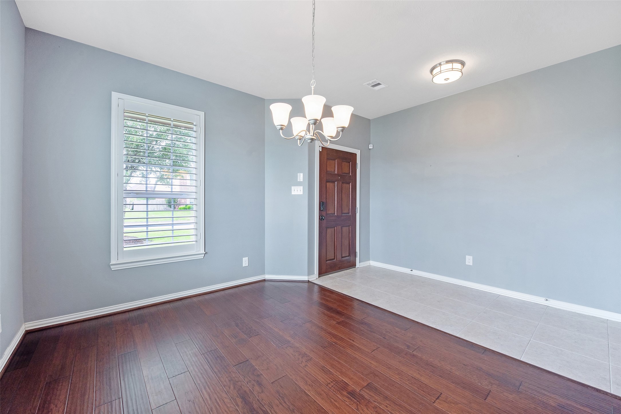 253 Westwood Drive , League City, TX, 77573 | 50709972 | Realty Texas LLC