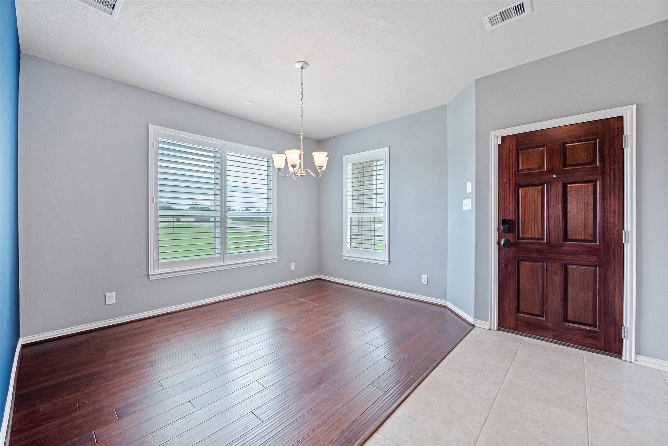 253 Westwood Drive , League City, TX, 77573 | 50709972 | Realty Texas LLC