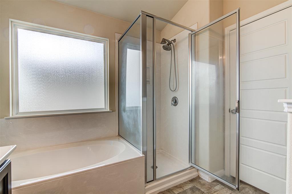 141 Leon River Loop , Hutto, TX, 78634 | 4383885 | Realty Texas LLC