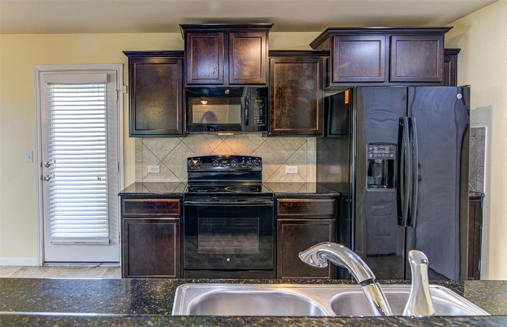 141 Leon River Loop , Hutto, TX, 78634 | 4383885 | Realty Texas LLC