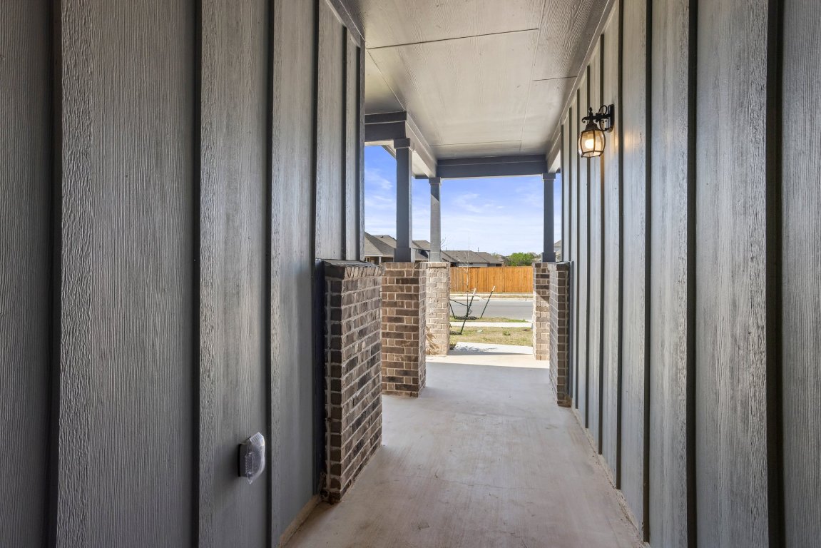 305 Brooks Ranch Drive , Kyle, TX, 78640 | 4057557 | Realty Texas LLC