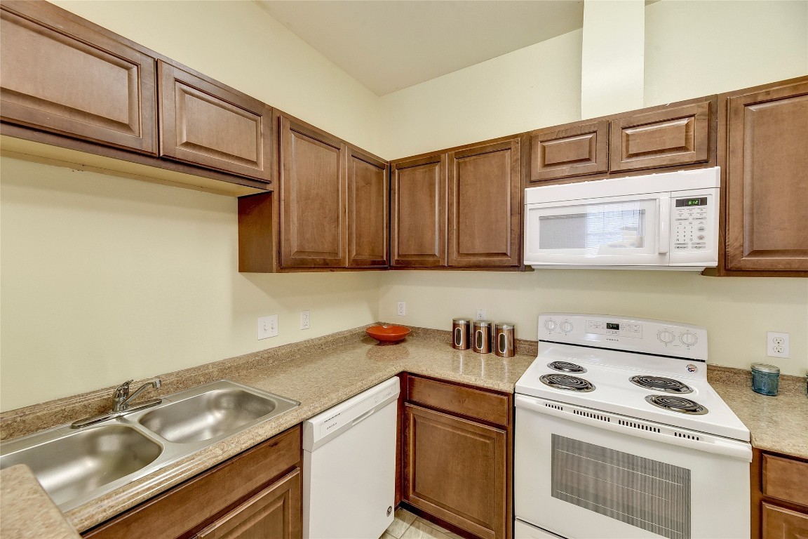 420 N Pleasant Valley Road 304 , Austin, TX, 78702 | 5553789 | Realty Texas LLC