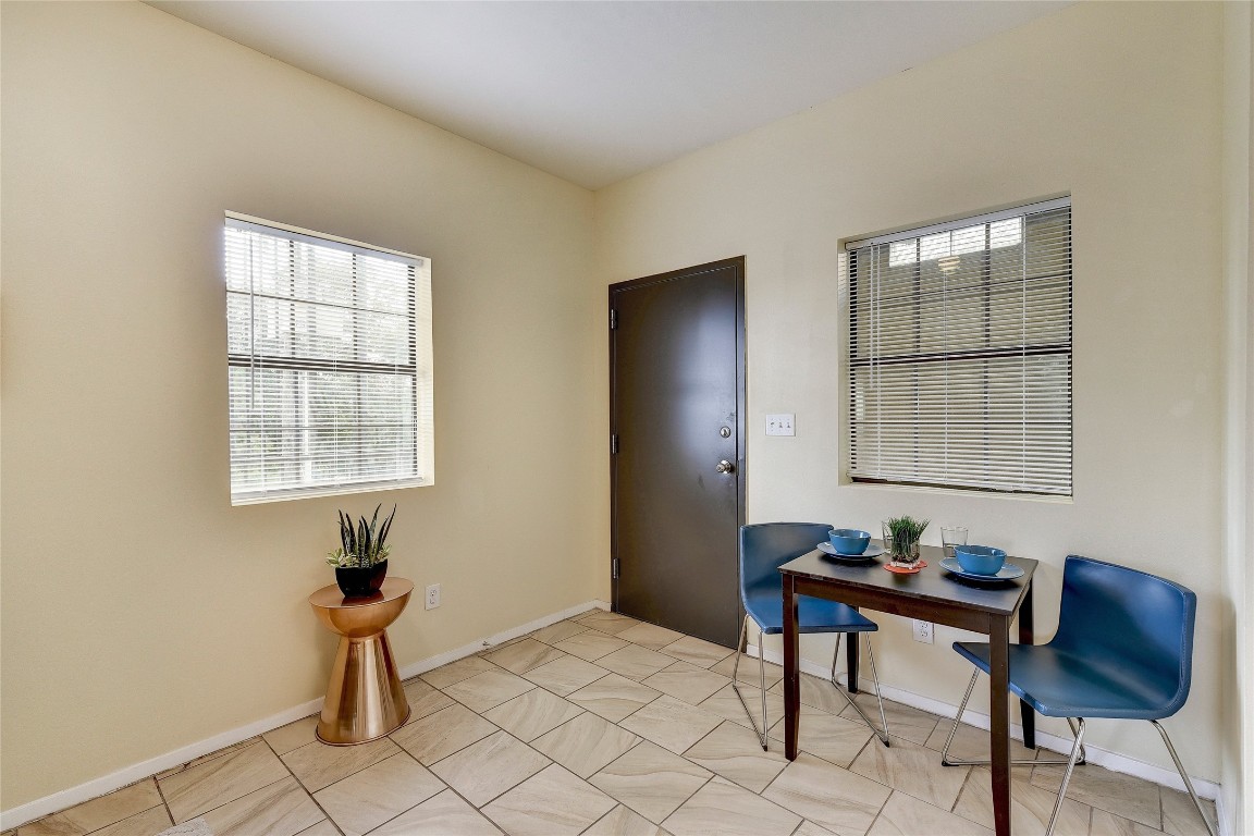 420 N Pleasant Valley Road 304 , Austin, TX, 78702 | 5553789 | Realty Texas LLC