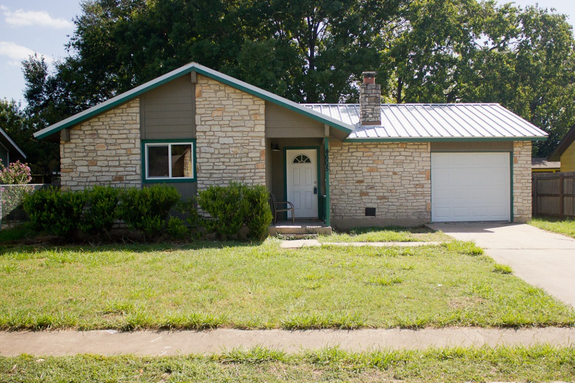 4605 Button Bend Road, Austin, TX, 78744 | 1333903 | Realty Texas LLC