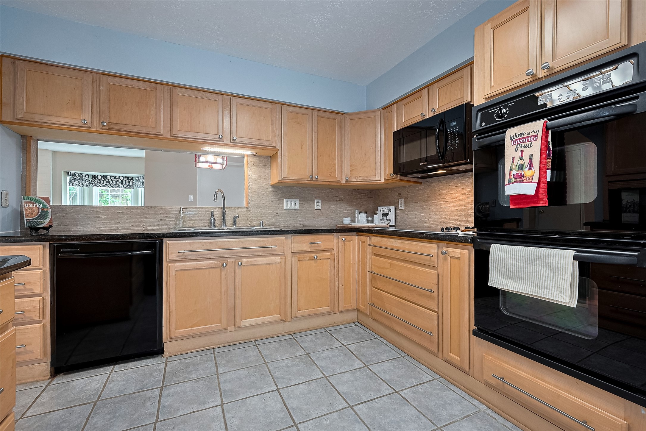 772 Thicket Lane , Houston, TX, 77079 | 94220673 | Realty Texas LLC