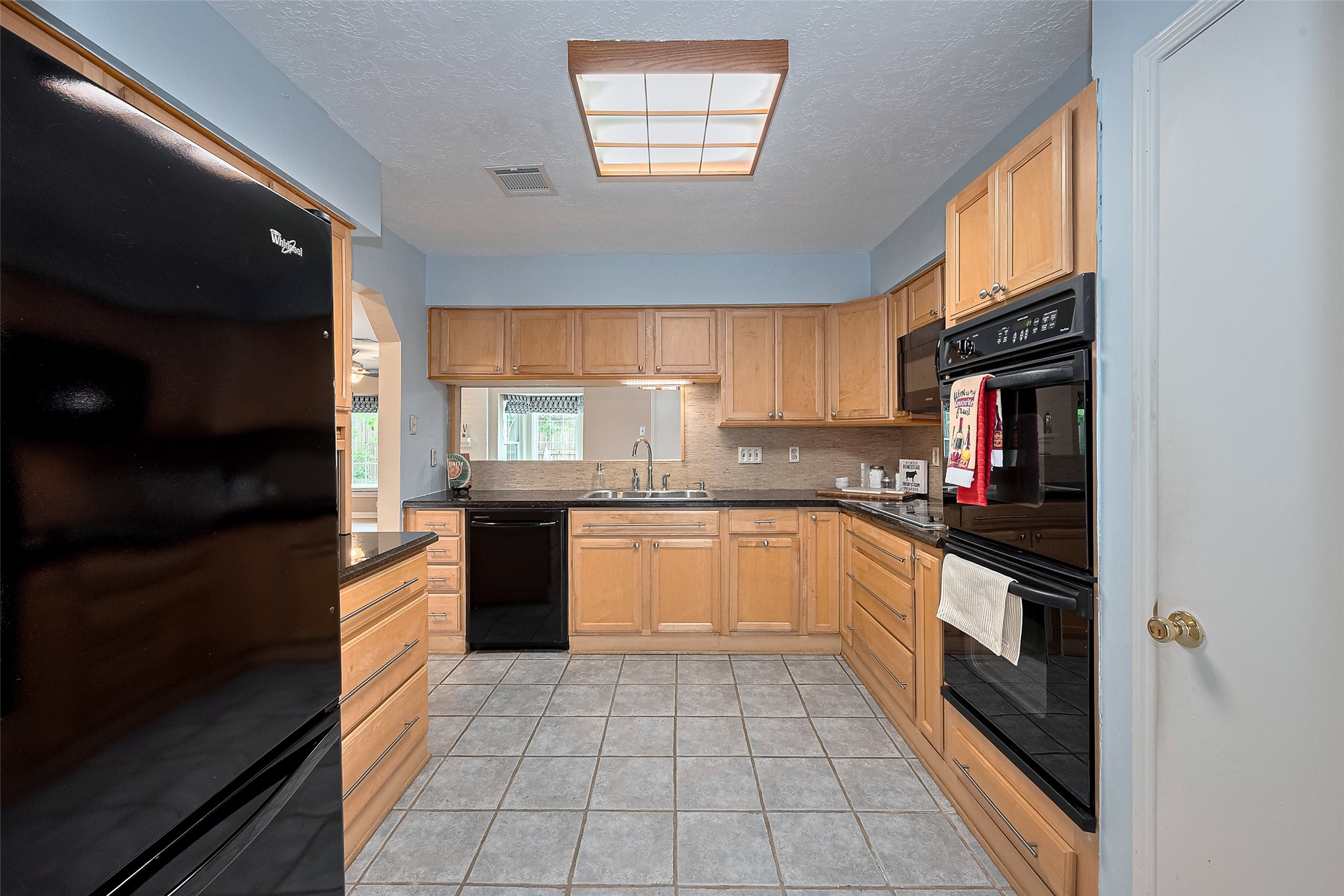 772 Thicket Lane , Houston, TX, 77079 | 94220673 | Realty Texas LLC