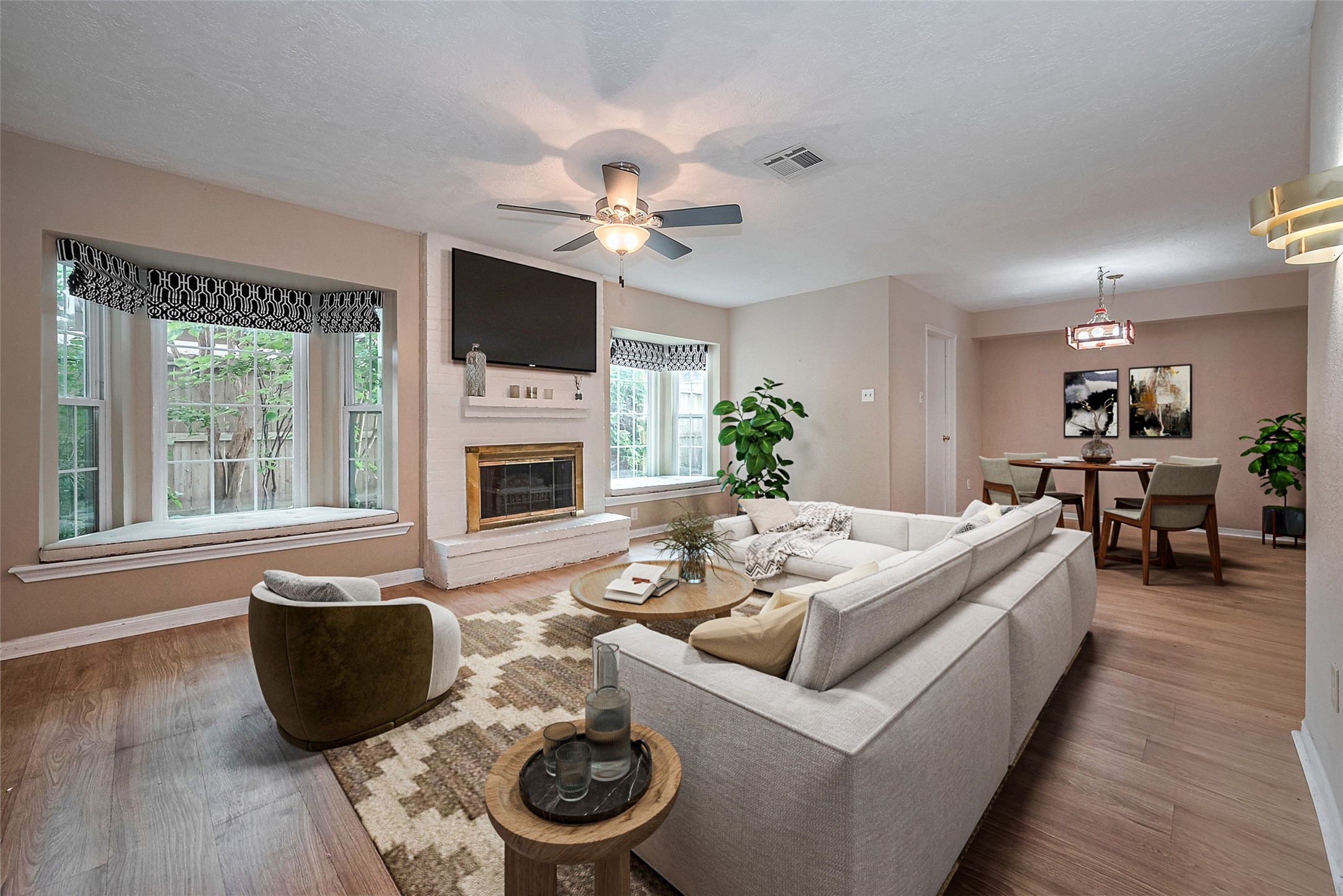 772 Thicket Lane , Houston, TX, 77079 | 94220673 | Realty Texas LLC