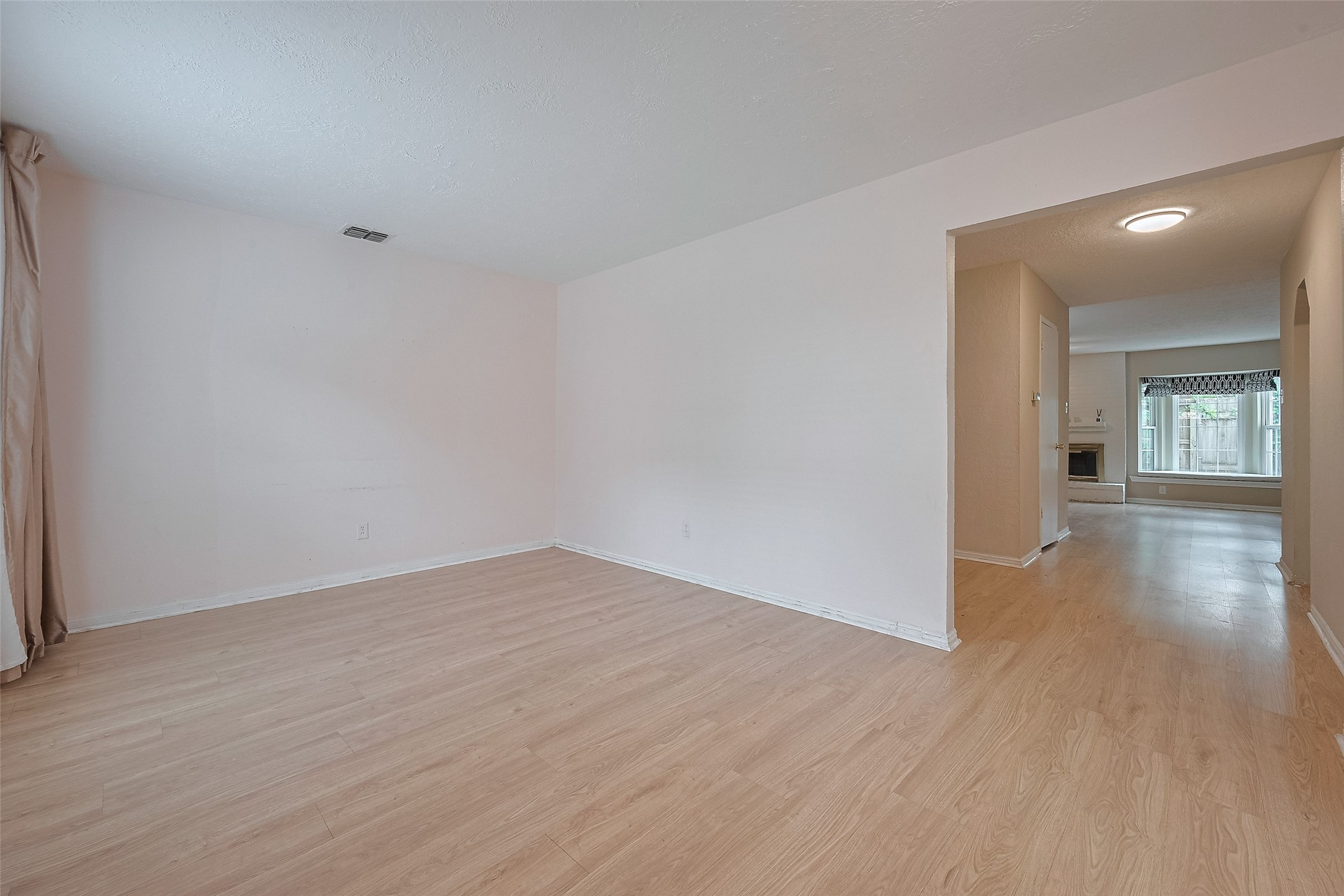 772 Thicket Lane , Houston, TX, 77079 | 94220673 | Realty Texas LLC