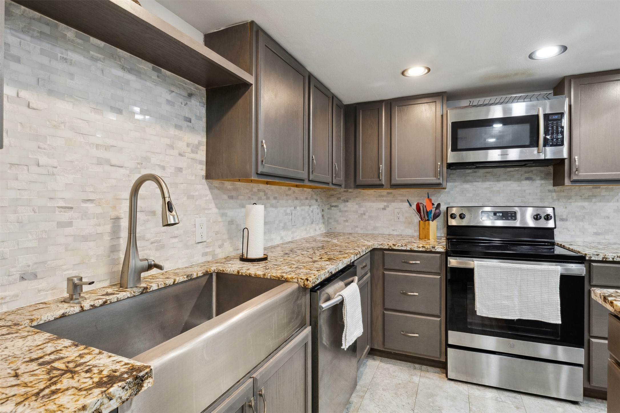 2321 Steel Street , Houston, TX, 77098 | 58567211 | Realty Texas LLC