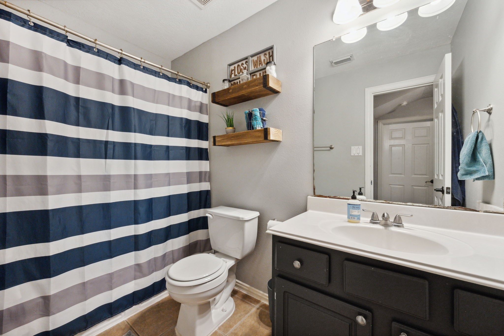 31030 Oak Forest Hollow Lane , Spring, TX, 77386 | 65962321 | Realty Texas LLC