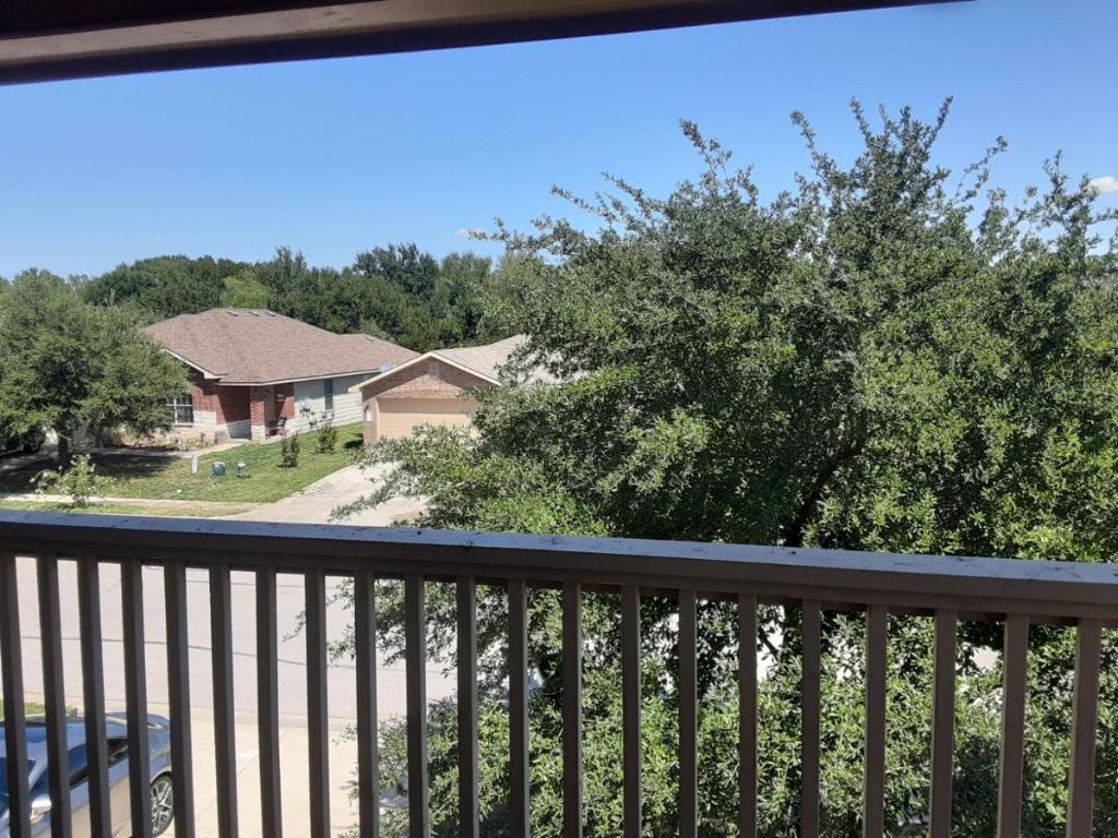 18354 Basket Flower Bend , Elgin, TX, 78621 | 8675627 | Realty Texas LLC