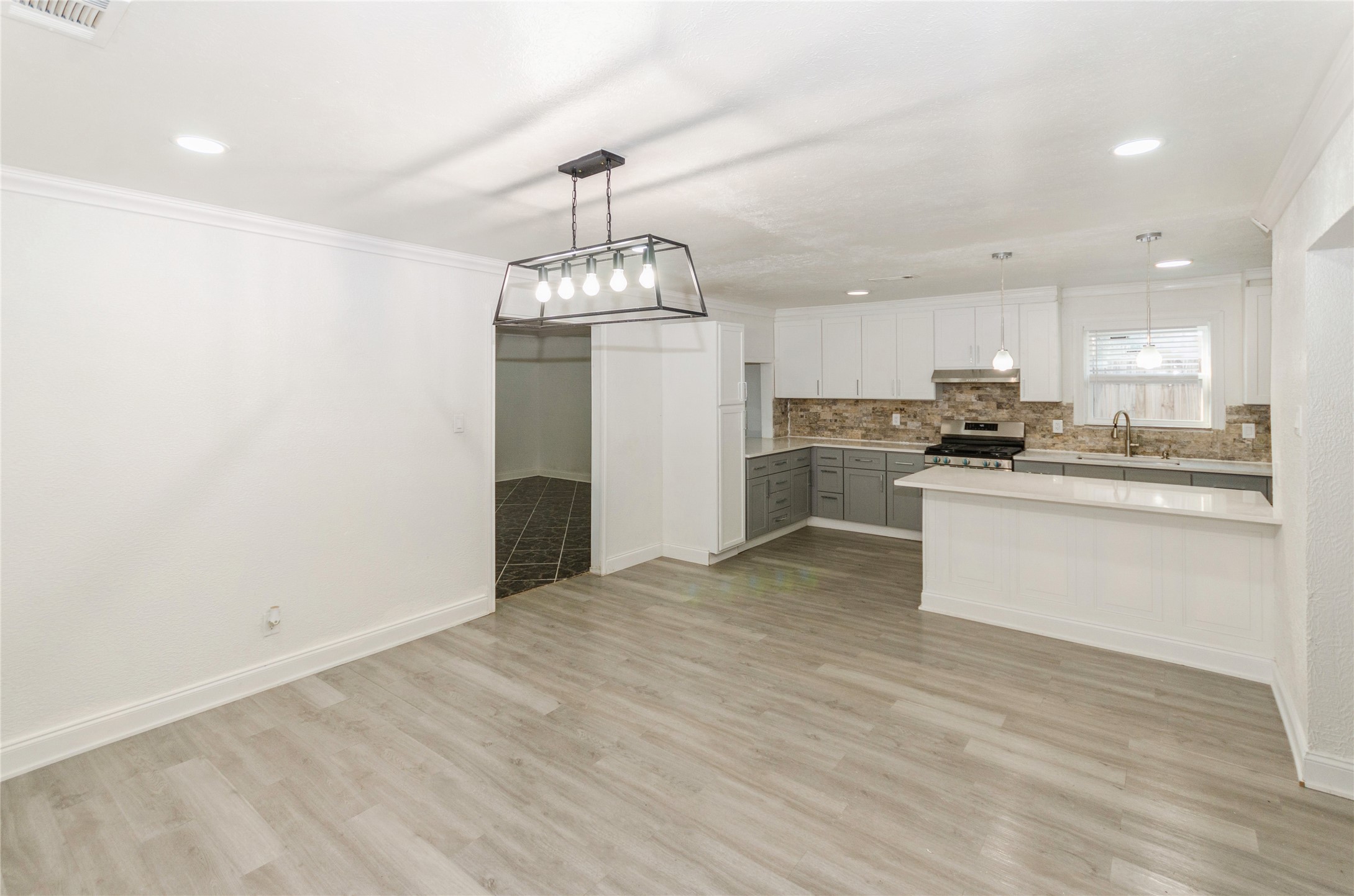 4302 Glenhaven Drive , Garland, TX, 75042 | 20915186 | Realty Texas LLC