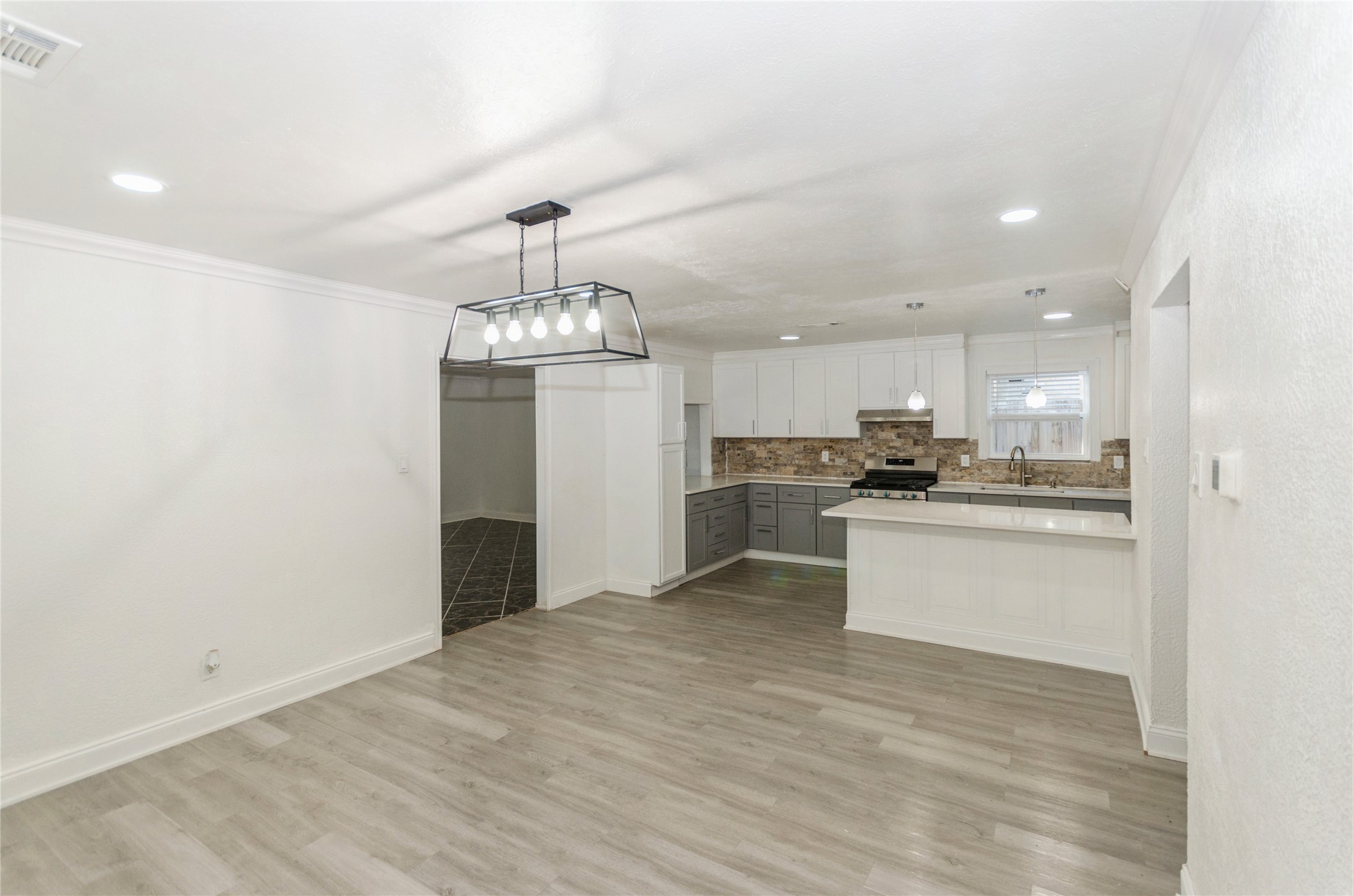 4302 Glenhaven Drive , Garland, TX, 75042 | 20915186 | Realty Texas LLC