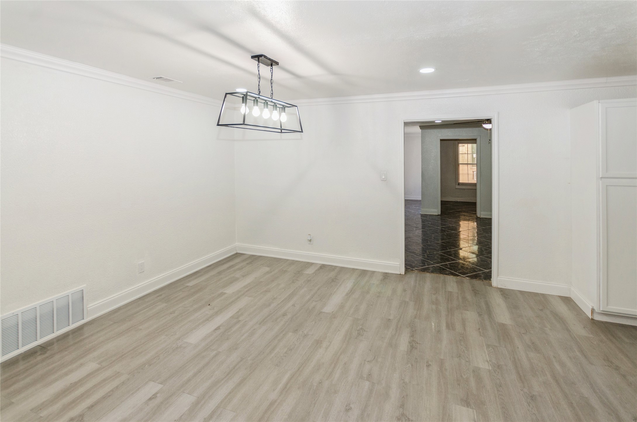 4302 Glenhaven Drive , Garland, TX, 75042 | 20915186 | Realty Texas LLC