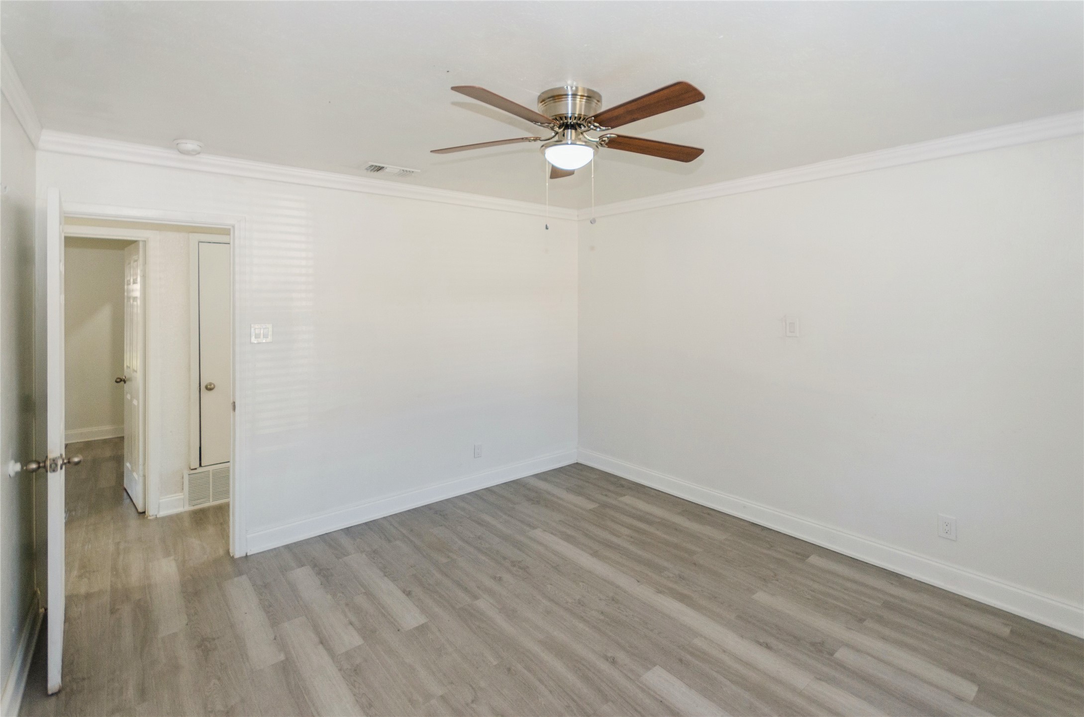 4302 Glenhaven Drive , Garland, TX, 75042 | 20915186 | Realty Texas LLC