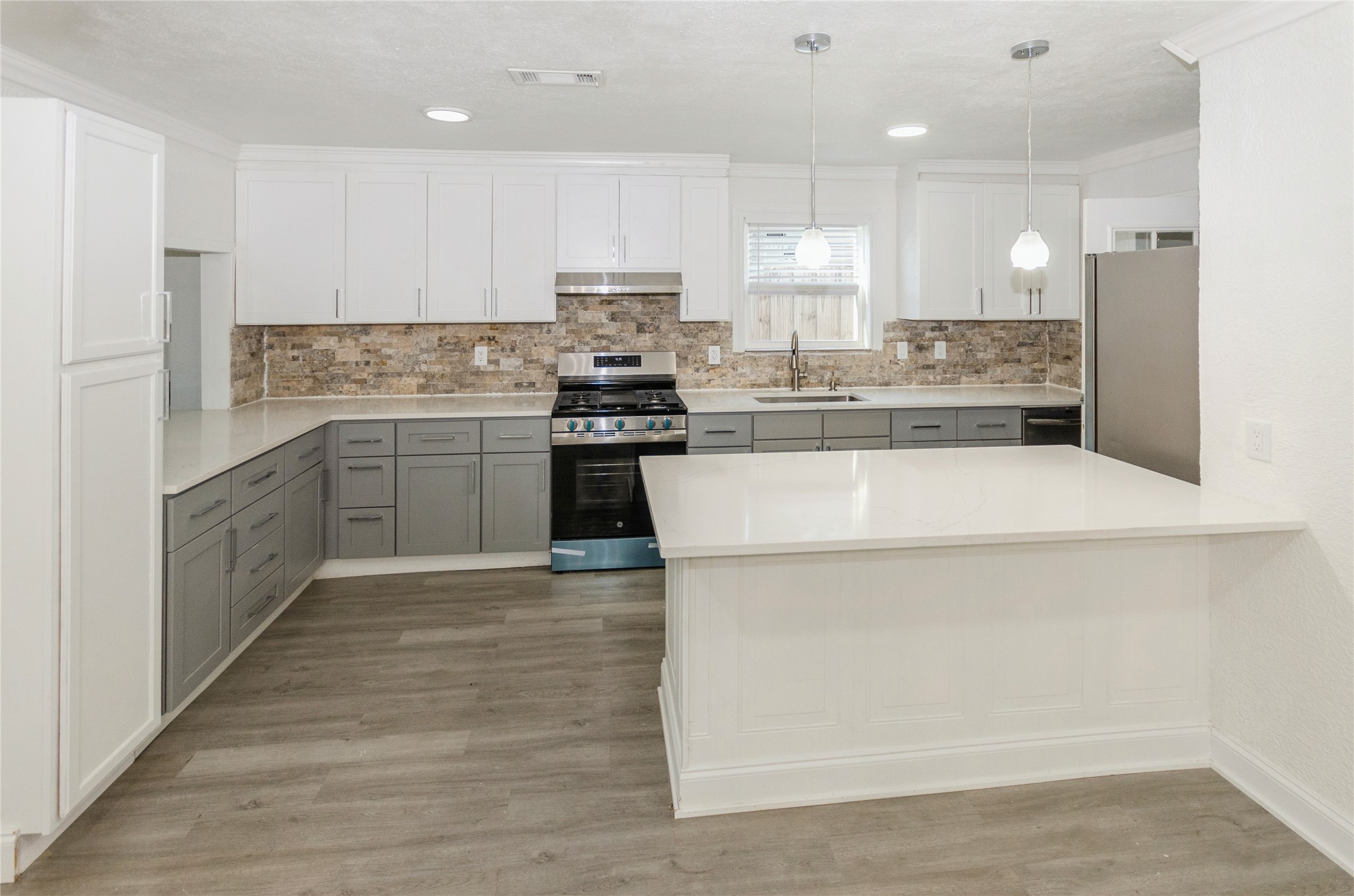 4302 Glenhaven Drive , Garland, TX, 75042 | 20915186 | Realty Texas LLC