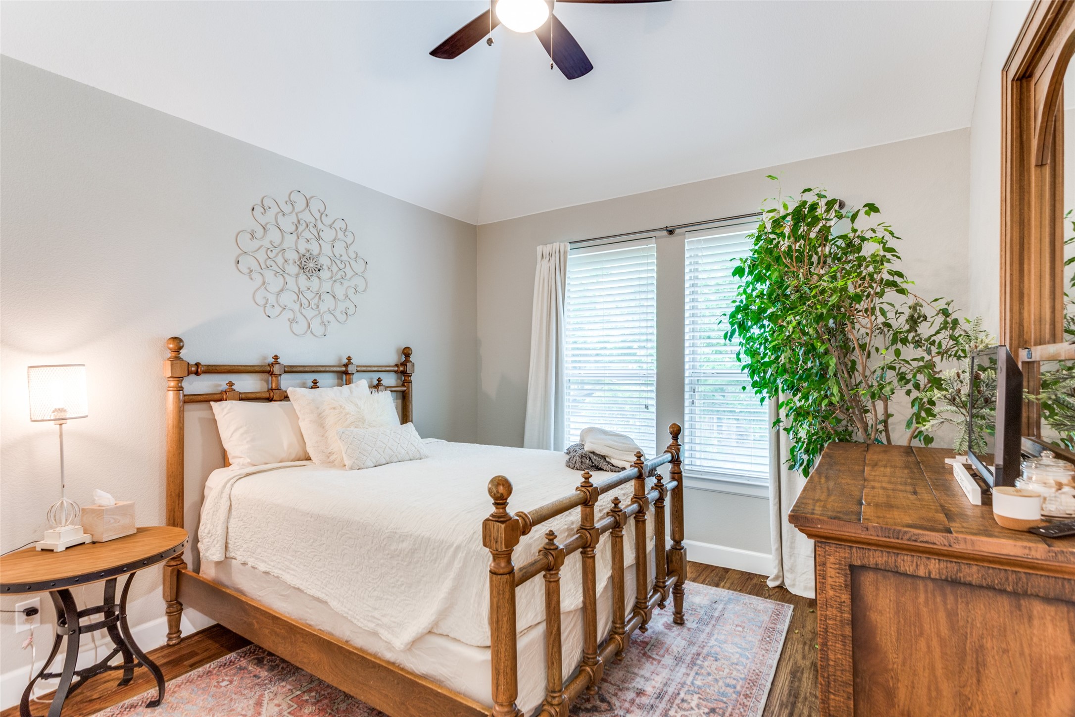 112 Falcon Crest Drive , Kennedale, TX, 76060 | 20914242 | Realty Texas LLC