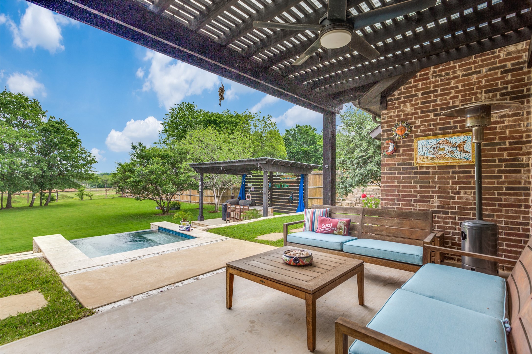 112 Falcon Crest Drive , Kennedale, TX, 76060 | 20914242 | Realty Texas LLC