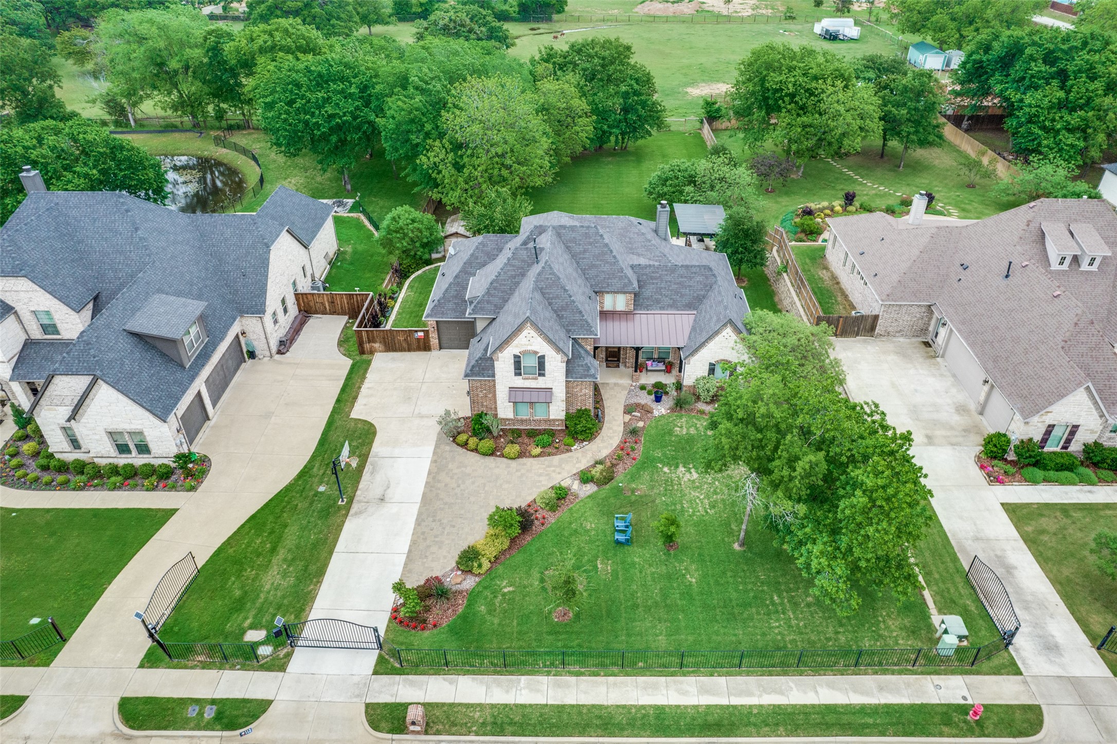 112 Falcon Crest Drive , Kennedale, TX, 76060 | 20914242 | Realty Texas LLC