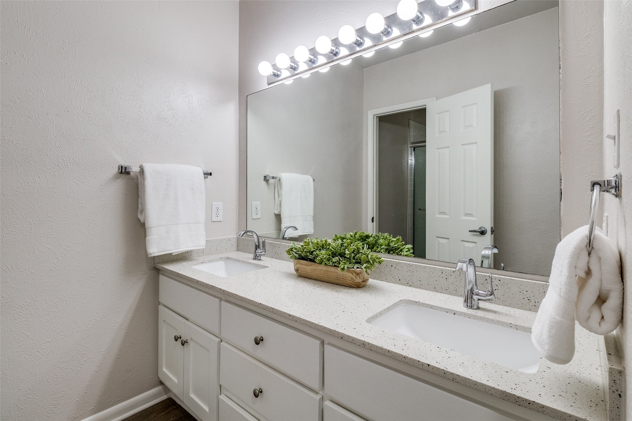 4501 Druid Lane 219 , Dallas, TX, 75205 | 20921788 | Realty Texas LLC