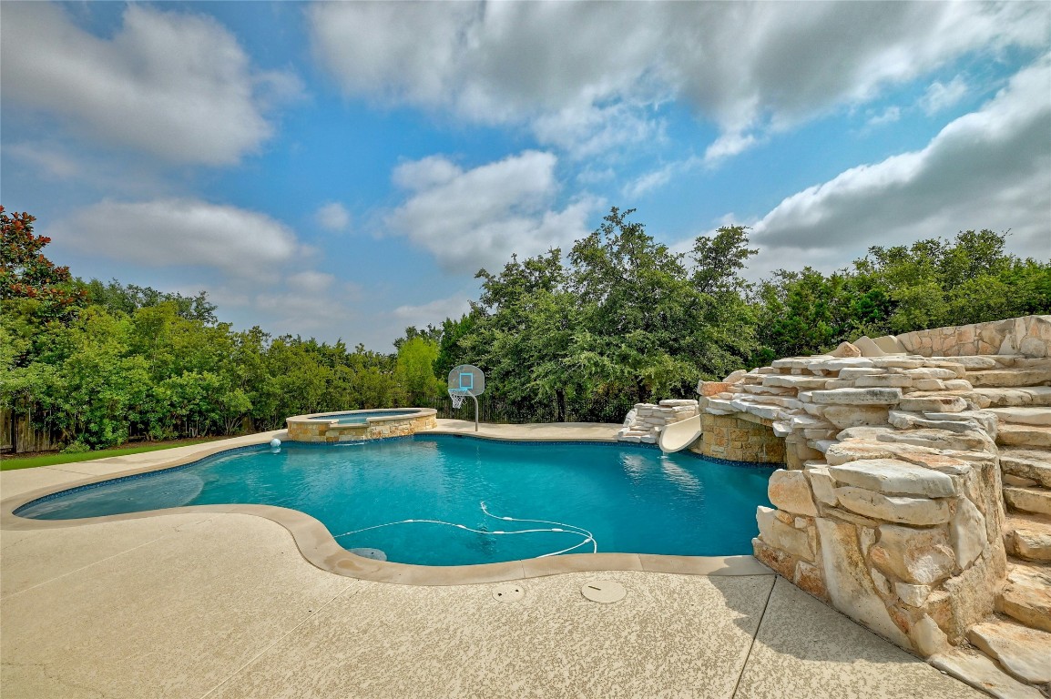 12200 Labrador Bay Court , Austin, TX, 78732 | 6903888 | Realty Texas LLC