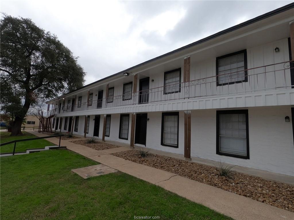 3300 S College Avenue A05 , Bryan, TX, 77801 | 25005215 | Realty Texas LLC