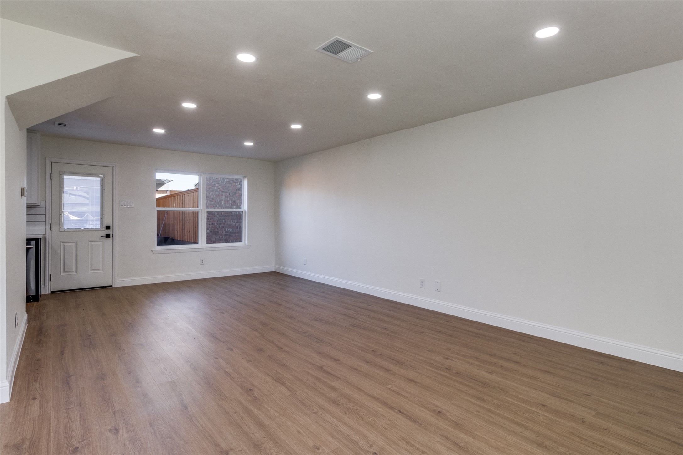 301 Towne House Lane , Richardson, TX, 75081 | 20922060 | Realty Texas LLC