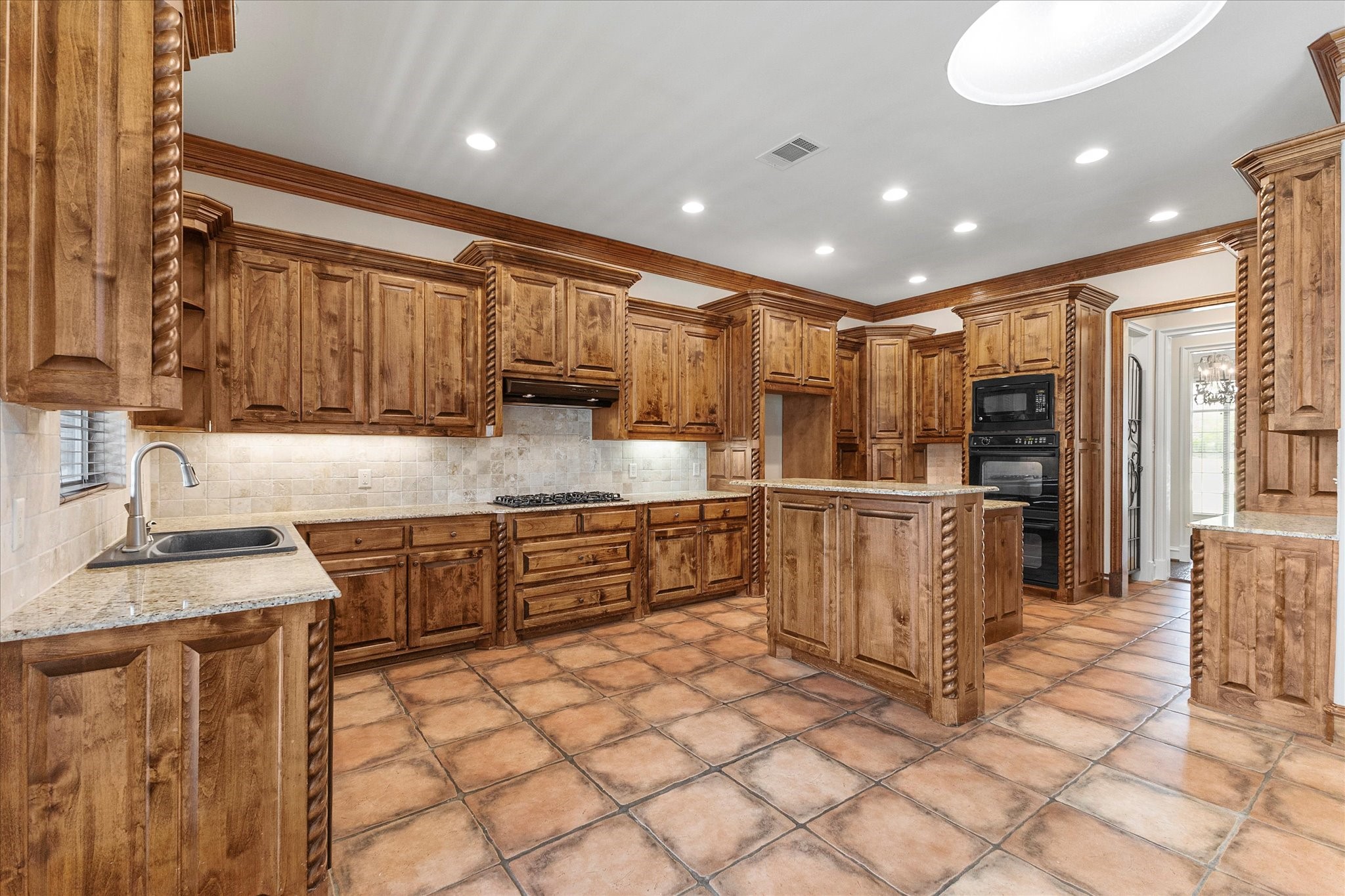 8 Siesta Circle , Heath, TX, 75032 | 20920981 | Realty Texas LLC