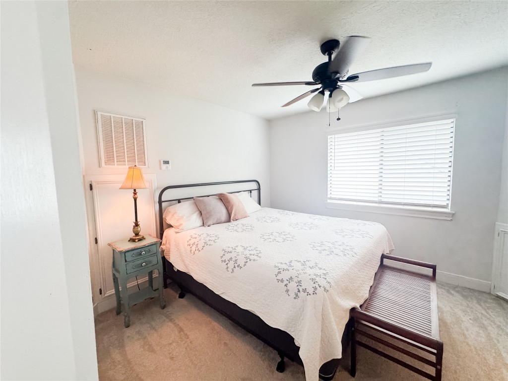909 Blue Spring Circle , Round Rock, TX, 78681 | 6830336 | Realty Texas LLC