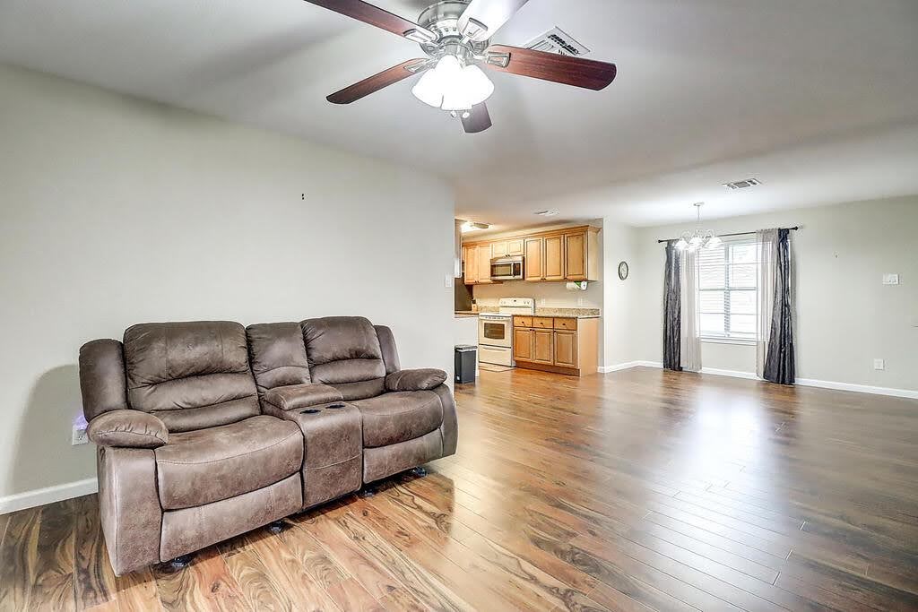 1011 Ennis Joslin 234 , Corpus Christi, TX, 78412 | 458451 | Realty Texas LLC