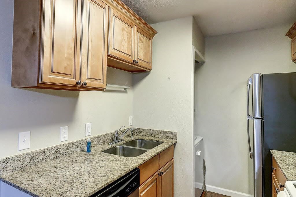 1011 Ennis Joslin 234 , Corpus Christi, TX, 78412 | 458451 | Realty Texas LLC