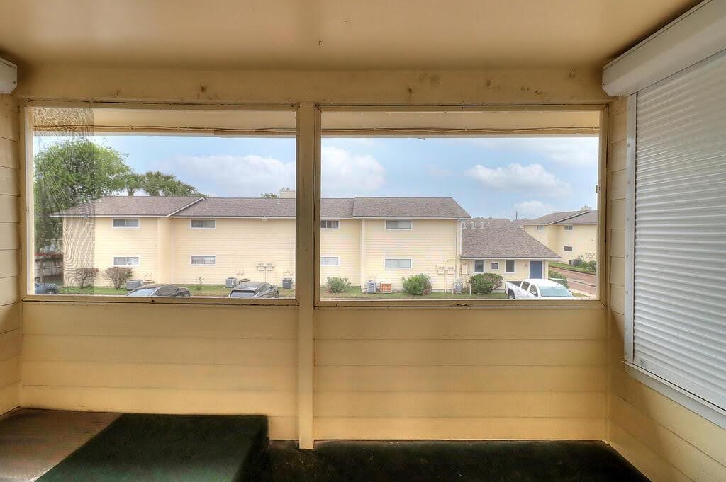 1011 Ennis Joslin 234 , Corpus Christi, TX, 78412 | 458451 | Realty Texas LLC