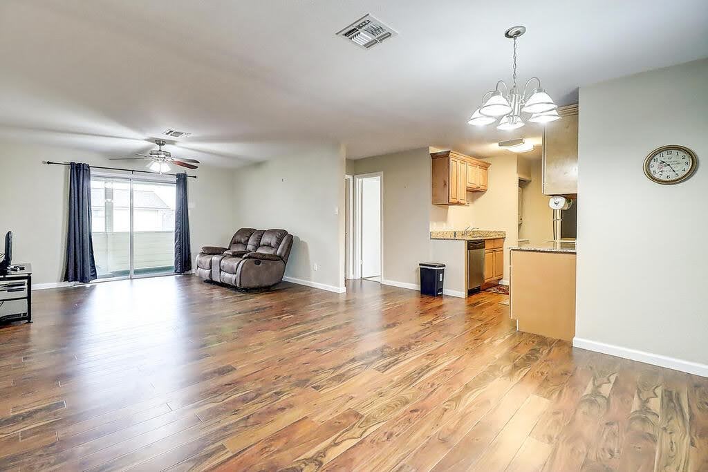 1011 Ennis Joslin 234 , Corpus Christi, TX, 78412 | 458451 | Realty Texas LLC