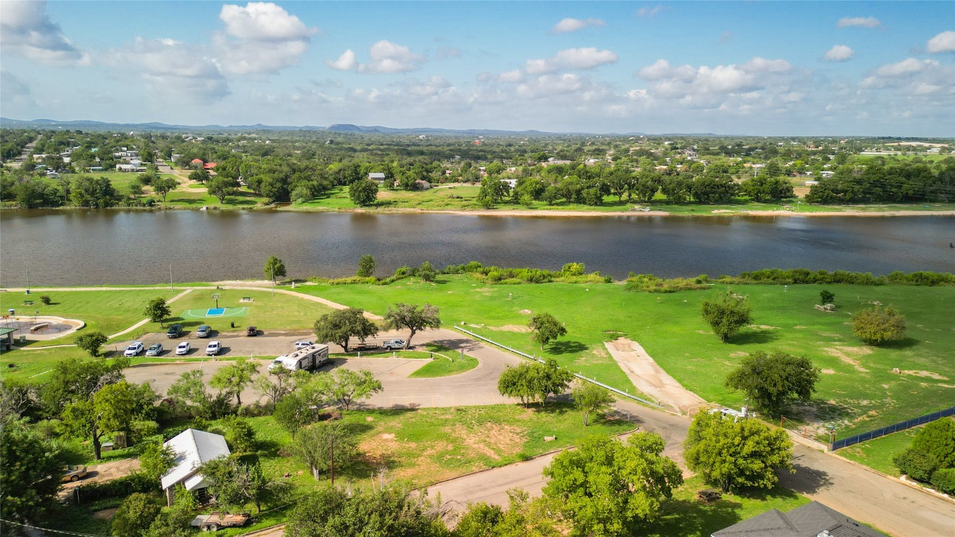 408 W Tarrant Street , Llano, TX, 78643 | 9867036 | Realty Texas LLC