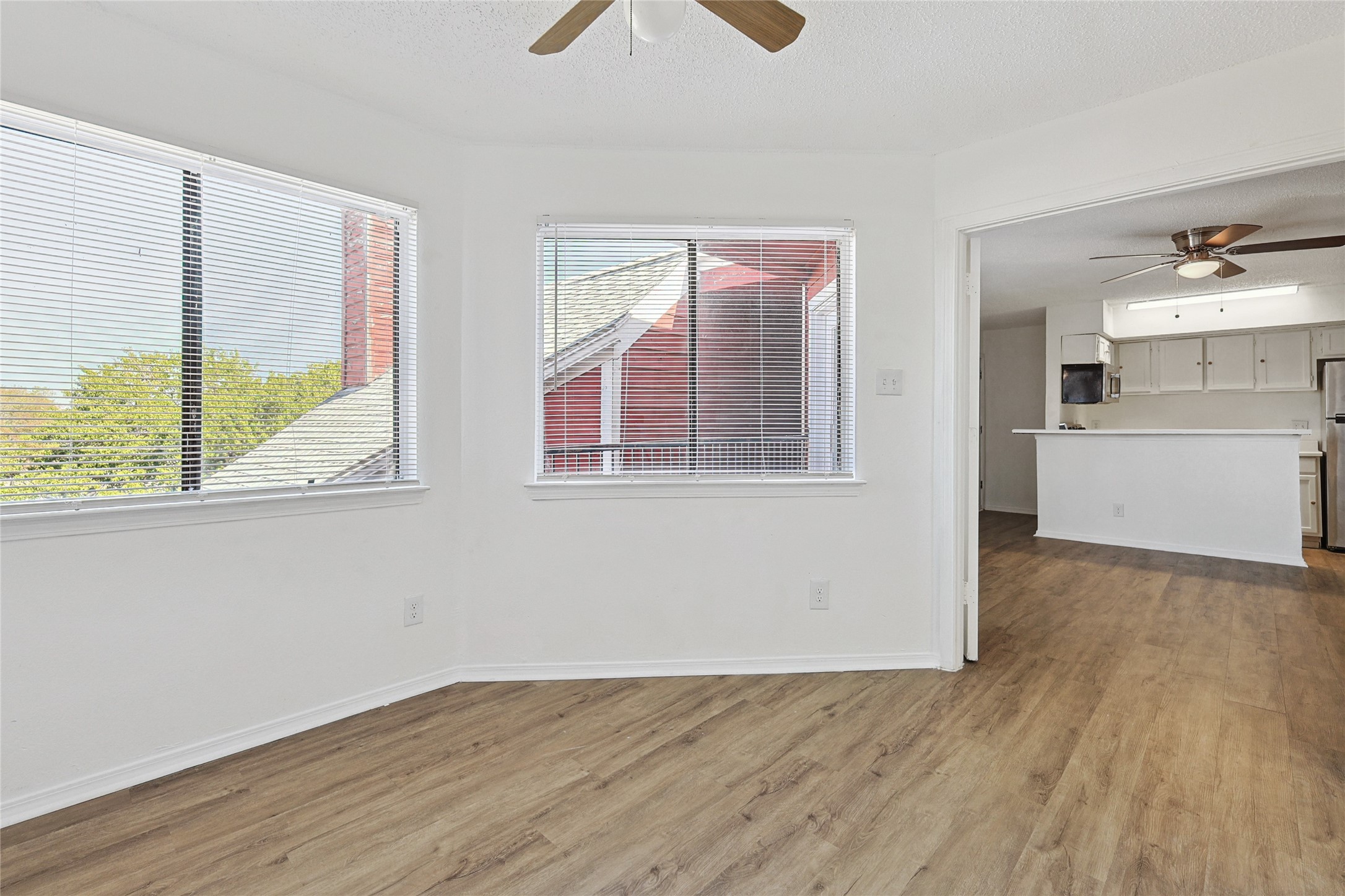 9839 Walnut Street 306 , Dallas, TX, 75243 | 20922295 | Realty Texas LLC