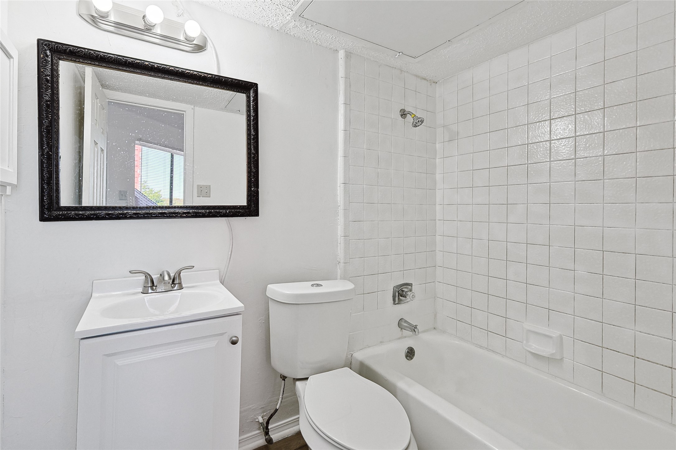 9839 Walnut Street 306 , Dallas, TX, 75243 | 20922295 | Realty Texas LLC