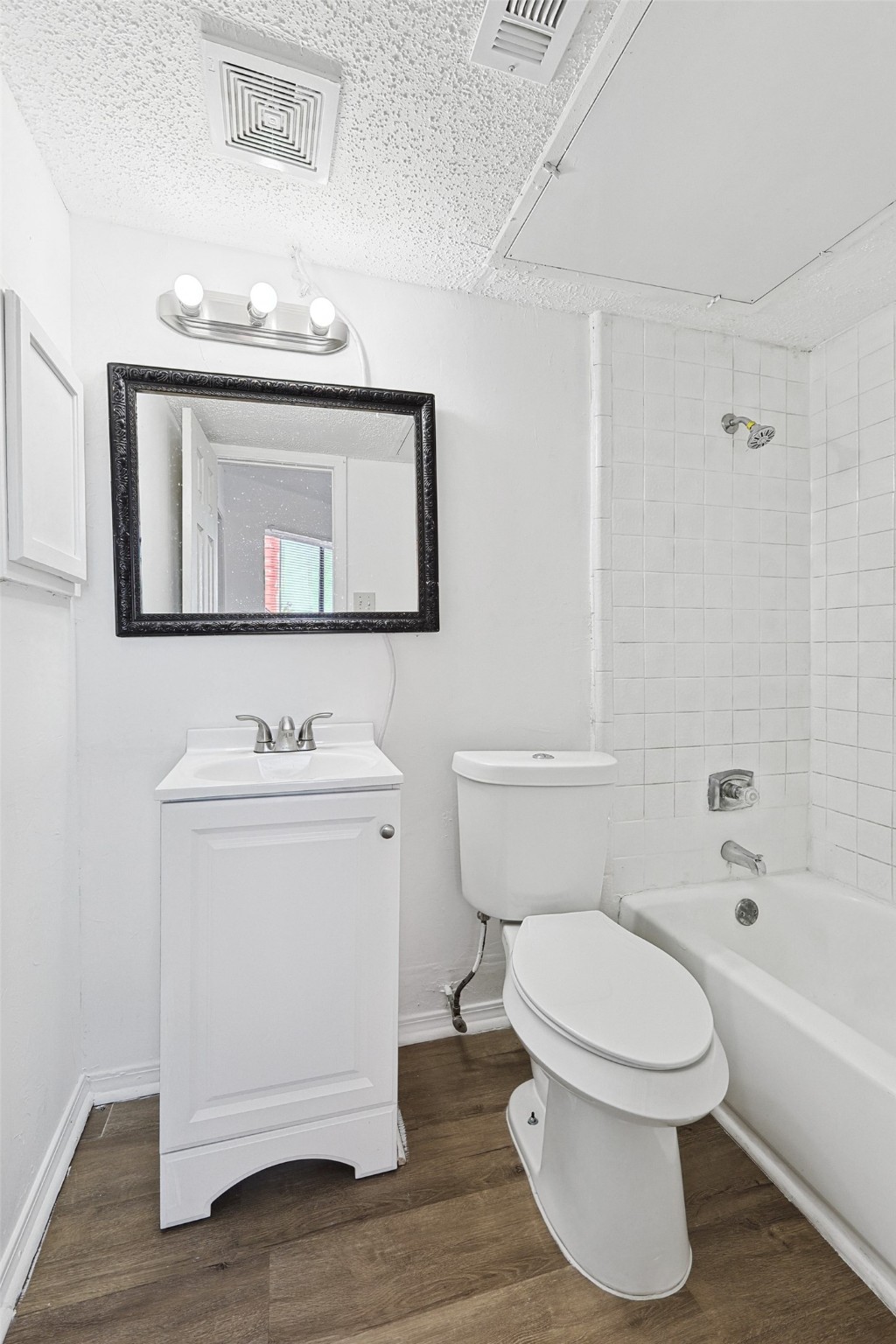 9839 Walnut Street 306 , Dallas, TX, 75243 | 20922295 | Realty Texas LLC