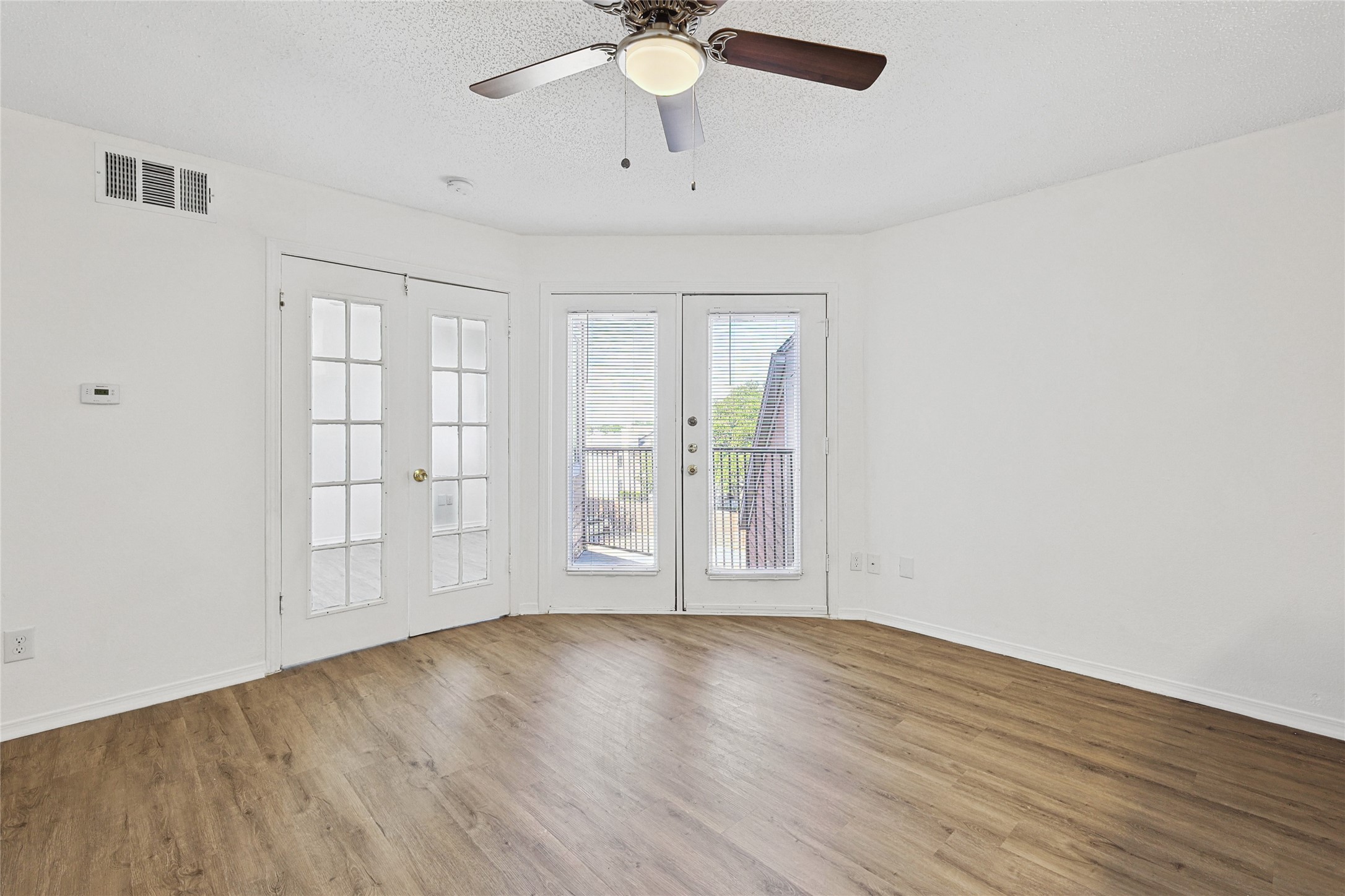 9839 Walnut Street 306 , Dallas, TX, 75243 | 20922295 | Realty Texas LLC