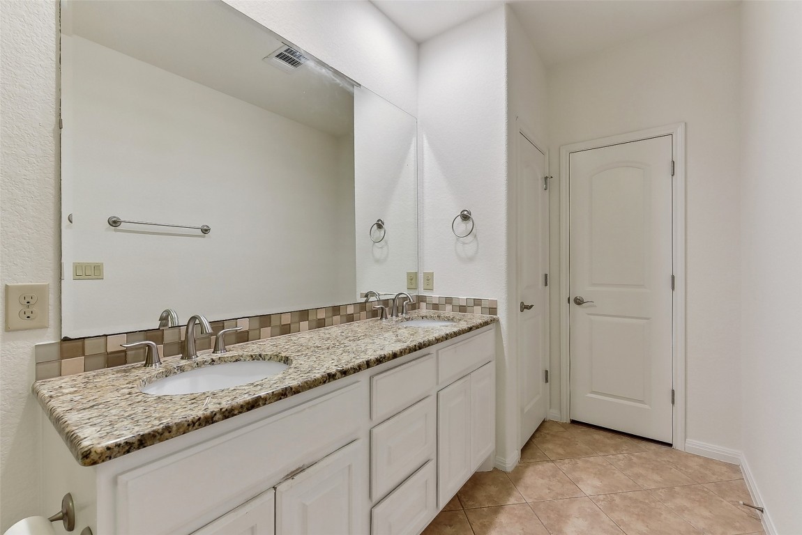 10104 Missel Thrush Drive , Austin, TX, 78750 | 5533691 | Realty Texas LLC