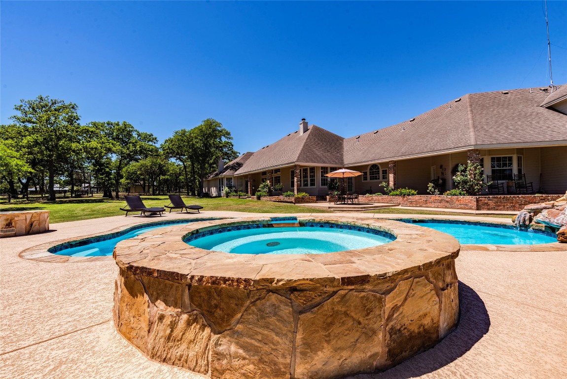 17270 FM 112 , Thrall, TX, 76578 | 6826964 | Realty Texas LLC