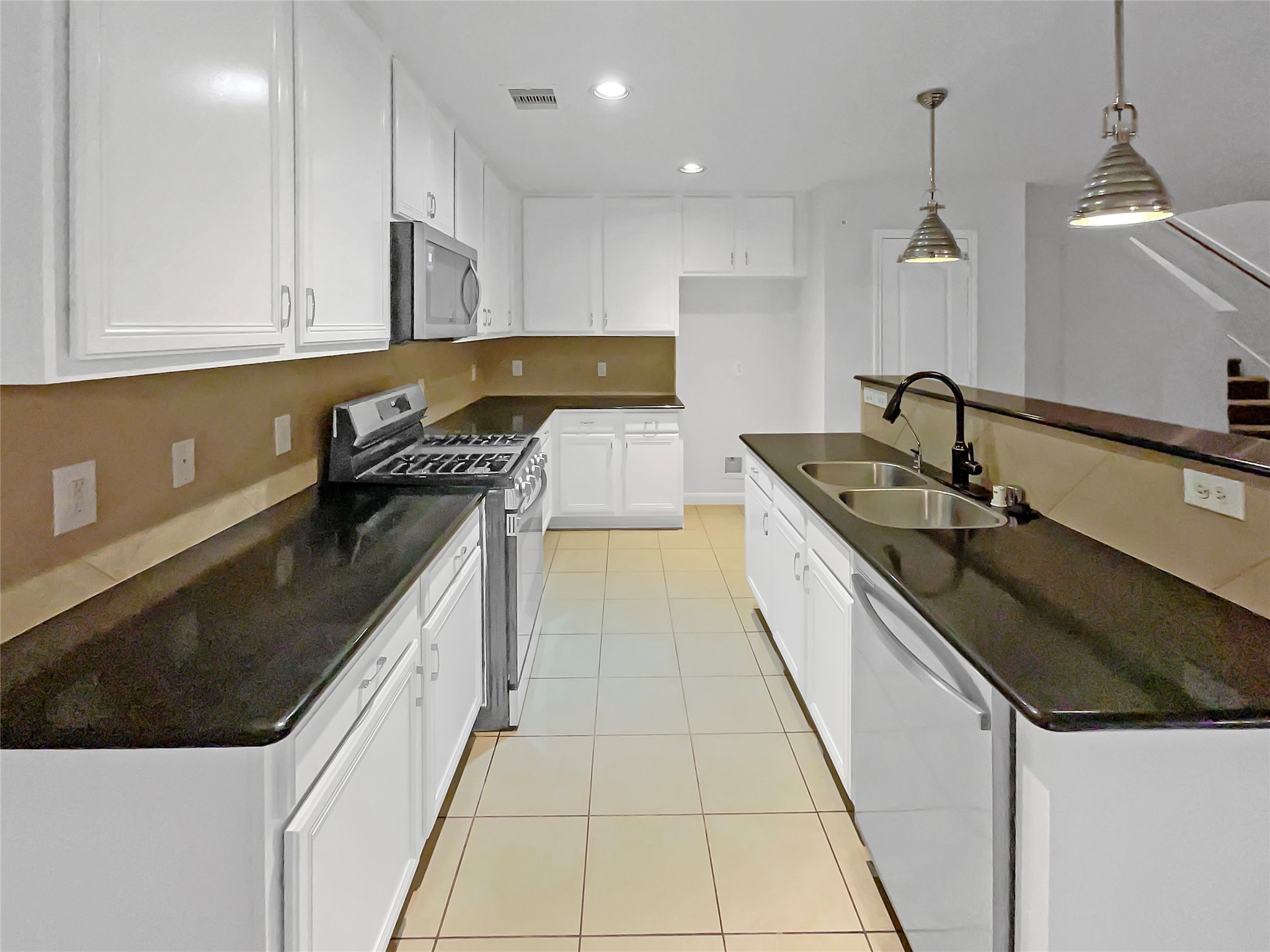 29607 Legends Stone Drive , Spring, TX, 77386 | 43902816 | Realty Texas LLC