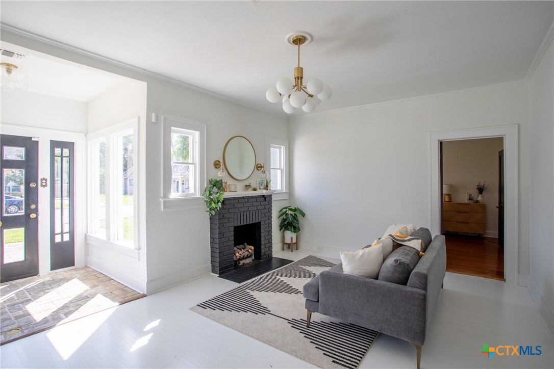 1403 N Glass Street , Victoria, TX, 77901 | 578476 | Realty Texas LLC